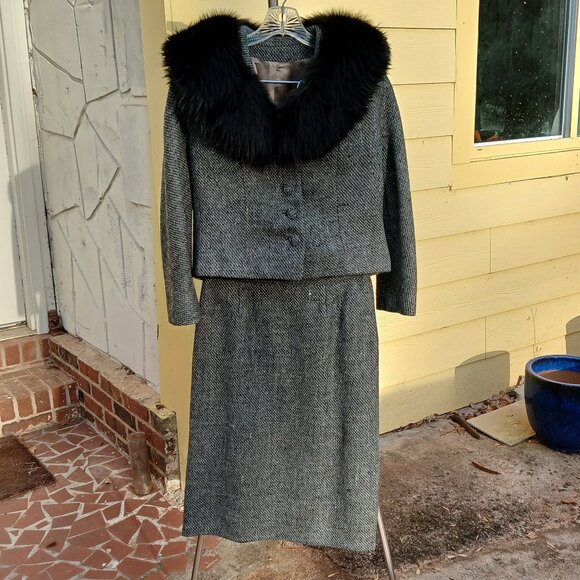 Vintage 1950s Black & White Wool Tweed Skirt Suit with Black Fox Fur Collar EUC - Picture 10 of 16